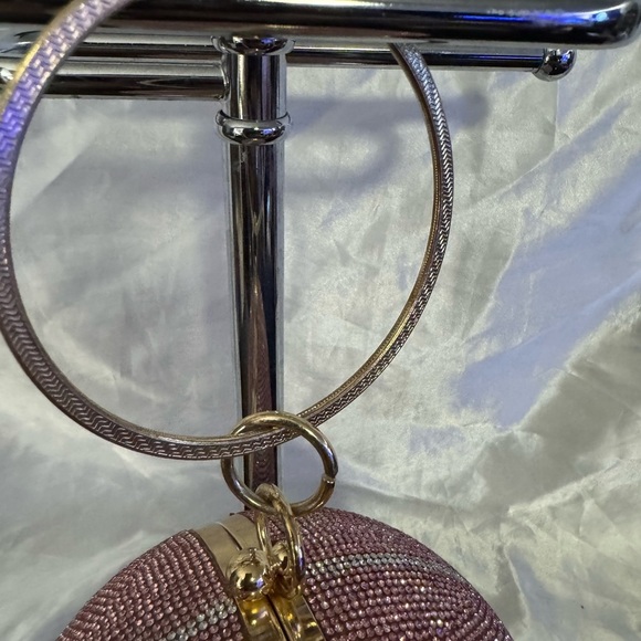 Pink Rhinestone Basketball Clutch 🏀 - Picture 4 of 5